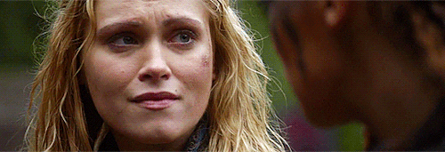 clexanal:Clarke and Lexa by each other’s side in season 2 (pt. 2)