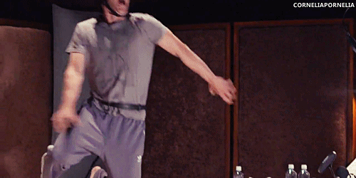 sherlock-has-got-the-blue-box:corneliapornelia:Benedict Cumberbatch as Smaug - Now in HQ (X)HIS VOIC