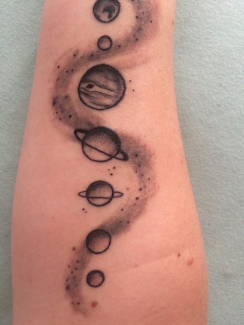 princessofmilkyway: (pls forgive the redness, its still healing) newest tattoo of our solar system. i know shepard would approve of my space tattoo addiction <3  