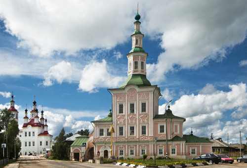 Totma (Vologda Oblast, Russia).  The town is located on the left bankof the Sukhona River, where it 