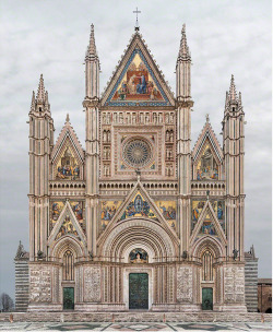 Orvieto, Duomo Di Santa Maria Assunta.dresden, Frauenkirche.piazzola Sul Brenta Cathedral.angoulême,