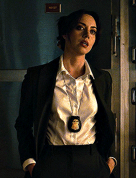 AUBREY PLAZA As RIO VIDALin 01x01 "Seekest Thou The Road"AGATHA ALL ALONG (2024)