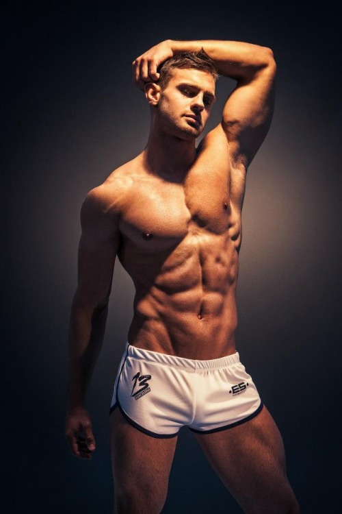 malemodelizer:  Kirill Dowidoff