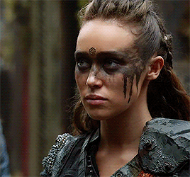 hamillfisher:7/50 days of commander lexa