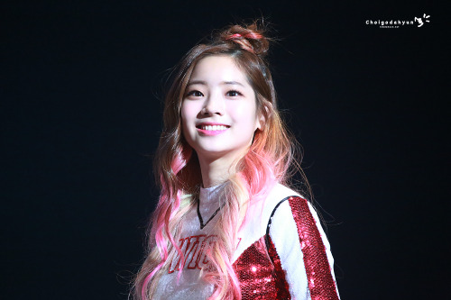 fyeahdahyun: © choigodahyun ☆ do not edit.