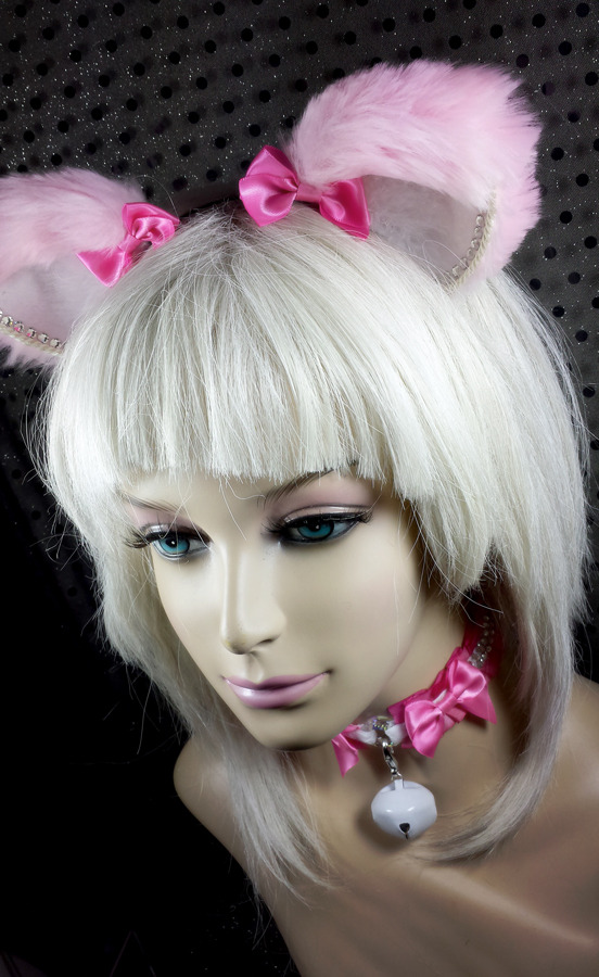 kitten-sightings:  NOT FOR SALE, but this KittenSightings set will be available for