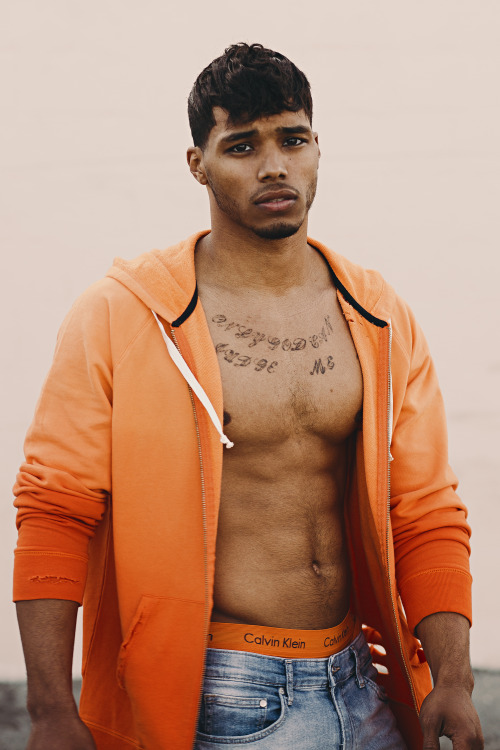 artbrains:  Rome Flynn. 