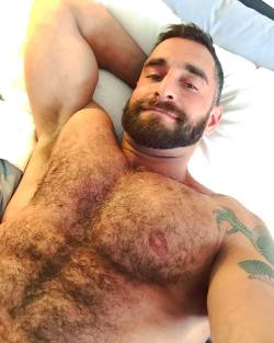 Follow my two hairy men blogs:http://sambrcln.tumblr.comhttp://hairysex.tumblr.com