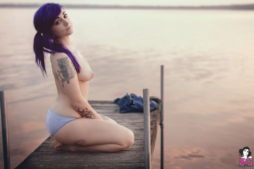 vaydaplacebosuicide:  “Chautauqua” in member review on SuicideGirls.com ! Direct link to the full nude set here! https://suicidegirls.com/girls/vayda/album/1317931/chautauqua/ 