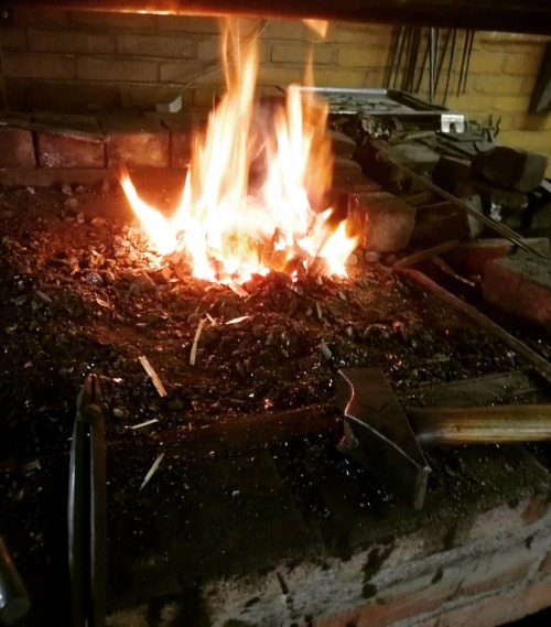 I started my workshop almost eight years ago, working as a full time blacksmith and honestly I cant 