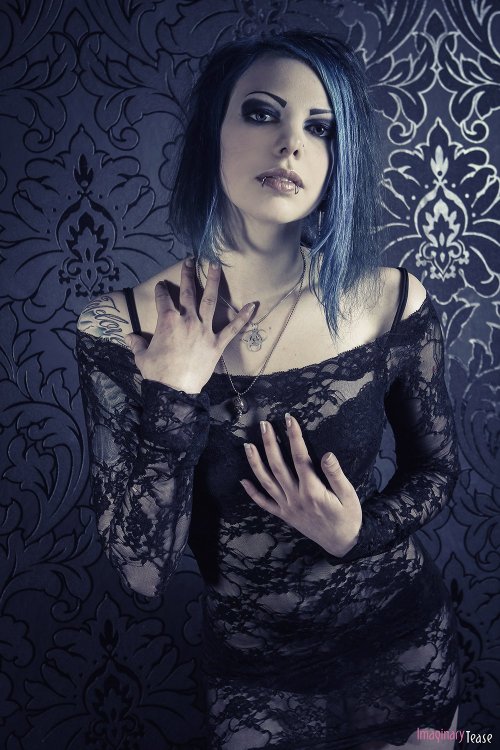 www.imaginarytease.com/model/kietName: Kiet  Age: 22  Residence: Hilversum  Hair color: Diffe