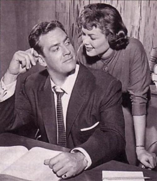 flammentanz: The dream couple of the law Raymond Burr as Perry Mason and Barbara Hale as Della Stree