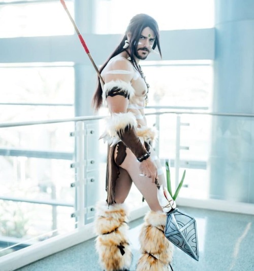 gaynerds:Genderswap Nidalee from League of Legends by @alexdrastal on Instagram