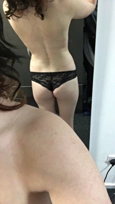 yourtouchtingles:  Went to the gym at around