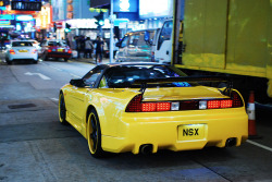 automotivated:  Out and About: Honda NSX