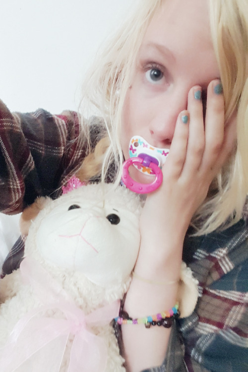 sighbunny: A silly picture I took after I woke up this morning dumb baby