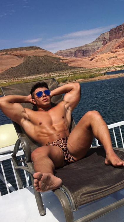 keepemgrowin:  Big boy in tiny leopard skin… so damn hot.  