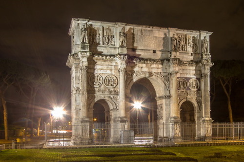 romebyzantium:Arch of Constantine by Night. Rome, Italy.