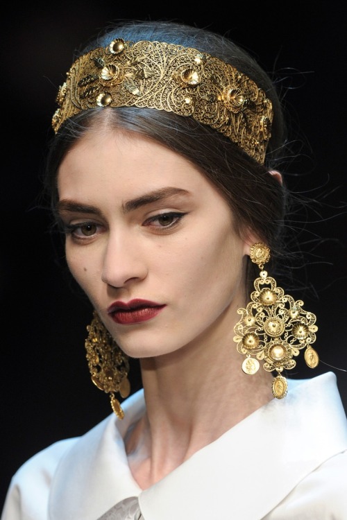 thediaryofafashionholic:Happy Birthday Marine Deleeuw