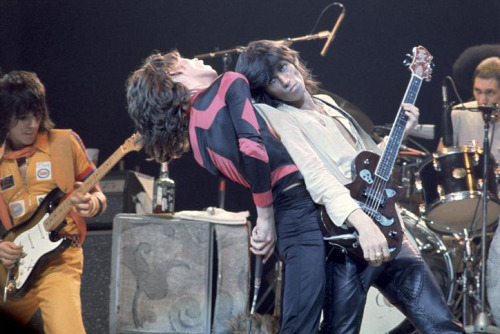 modernrocknrollworld:  Click here to check out more