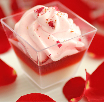 cup desserts by bossacafez