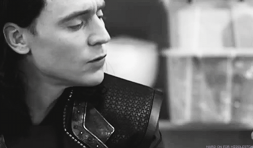 hard-on-for-hiddleston:  [x] 
