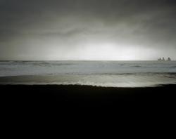 cerceos:    Olafur Eliasson - Black Beach