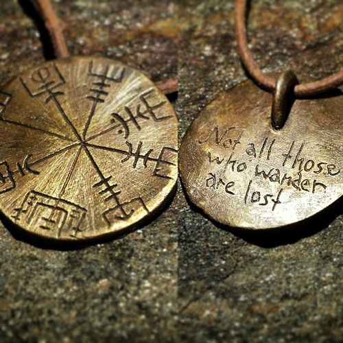 heathenfairytale:  Source: titibaka 