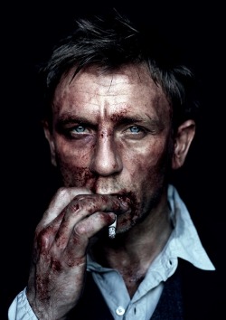 rhubarbes:   Daniel Craig by Jean Baptiste