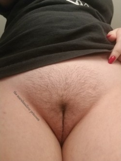 marshmallow-princess-420: No shave November update + Booty for your Monday 👍👅