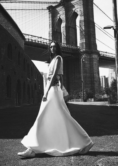 m-a-g-n-e-t-i-c-e-y-e-s:  Bruna Tenorio for Issue Magazine, Summer 2016 