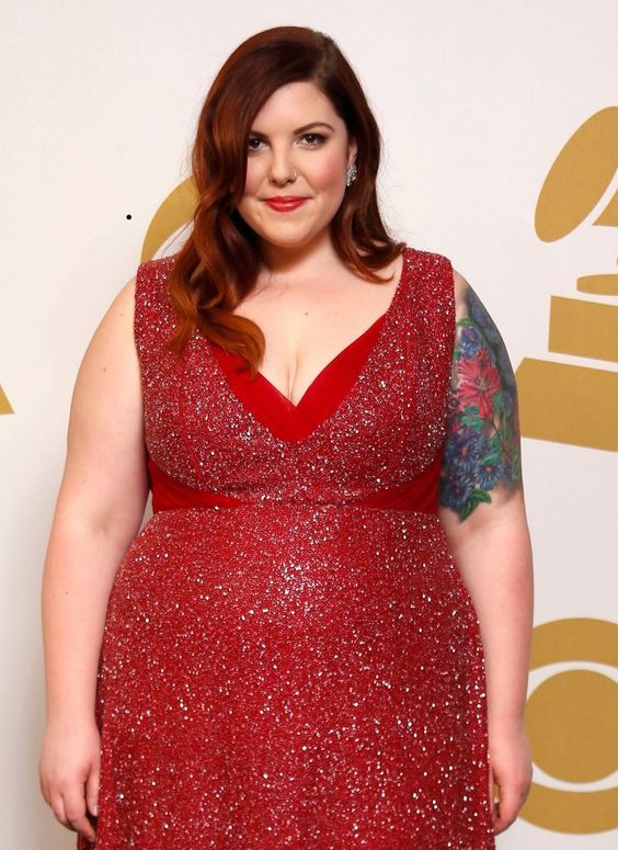 beautiful-real-women:  Grammy Plus Size: Mary Lambert entre as mais lindas! | Pãozim