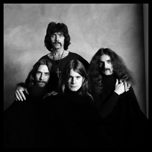 sabbath-place:  BLACK SABBATH - DOWNLOAD DISCOGRAPHY (All Albums)Updated on: 01-23-2016 Earth - rare