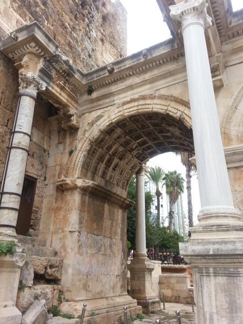 classicalmonuments: Hadrian’s GateAntalya, Turkey130 CEIt was built in the name of the Roman e