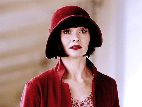 Miss Fisher In The Episode Death At Victoria Dock