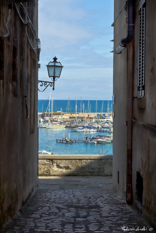 allthingseurope:  Otranto, Italy (by Fabrizio Arati)