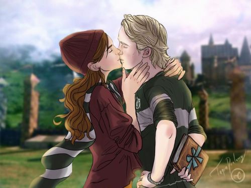 dralamys:A gift . . . #dramione #dracomalfoy #hermionegranger #harrypotter #fanart #emmawatson #tomf