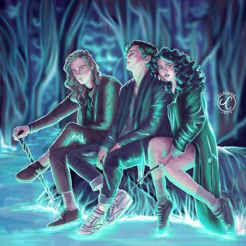 Lucius x Tom x Bella . Just some pretty slytherins posing. AU where Tom was their age and there wa