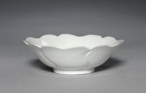 Hollyhock-shaped Cup, 1400s, Cleveland Museum of Art: Korean ArtThis very rare porcelain cup is call