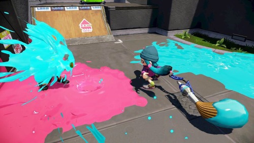 splatoonus:  Holy Smokes, Splatfans! The Squid Research Lab just received an anonymous tip that a new weapon called the Inkbrush has been discovered. It’s apparently similar to a paint roller, but a bit quicker to use. It’s not the strongest offensive