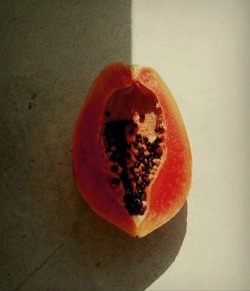 frndaragones:Papaya on film