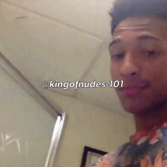 kingofnudes-101:  Kik or email me to buy his pics and videos 🍆🍆