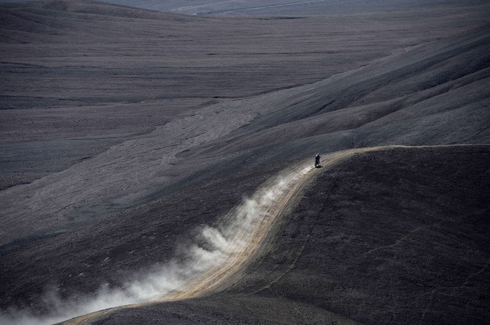 pedalfar:  (via Dakar Rally 2014 - Photos - The Big Picture - Boston.com) 