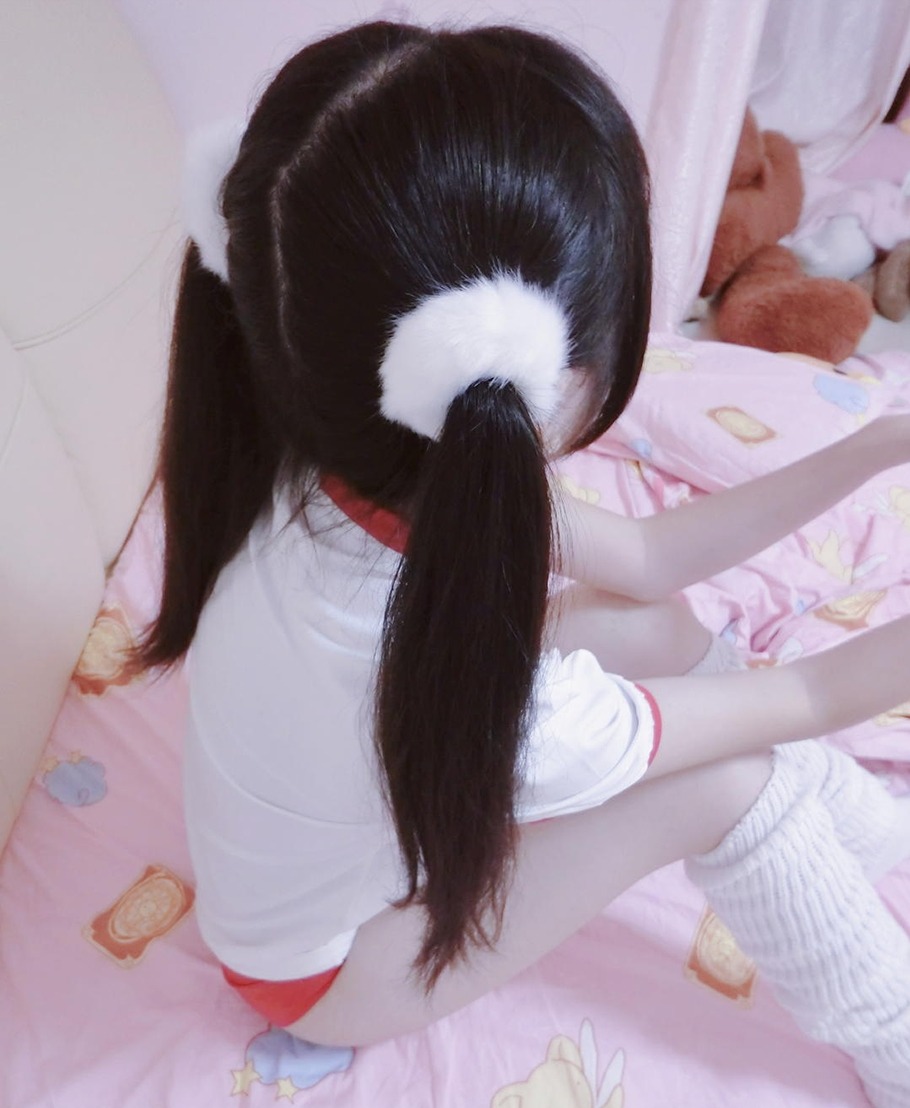 过膝袜、短袜，纯白、蓝白～
