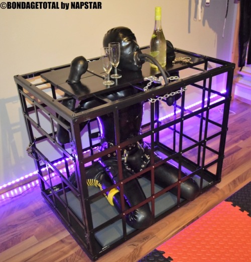 bondagetotal:  HAPPY NEW YEAR TO ALL! For another great year…