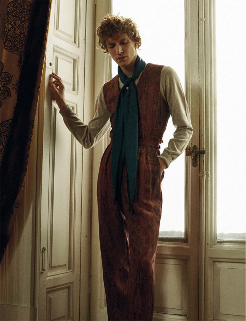 menandfashion: CLASEXavier Buestel by Thomas GoldblumL’OFFICIEL HOMMES SPAIN Winter 2016 (1) E