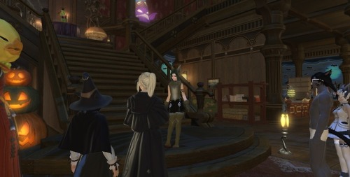 Got together with the FC members and we went to Ul’dah to hand out jack-o-lanterns to strangers. Was