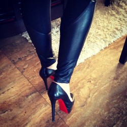 sniper338:  I Love These Louboutin’s Heels