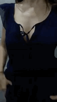 tittydropsgif:  mariebisexual   Boobs flashing 
