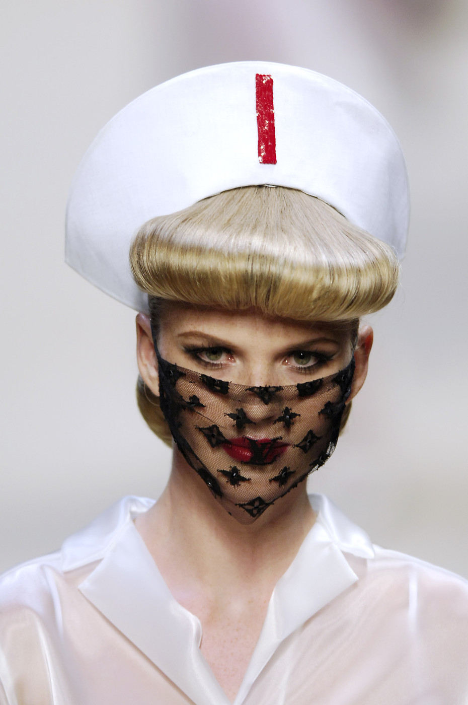 highqualityfashion:  Louis Vuitton SS 08 